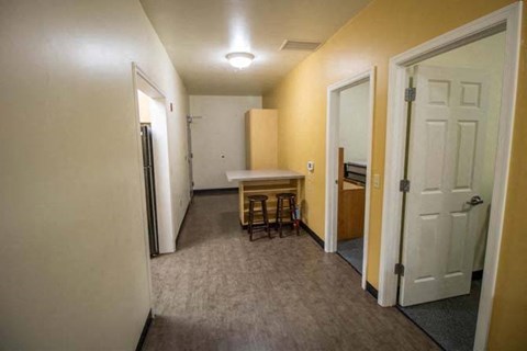 Floor plan for 2 beds, 2 baths, 721 sqft